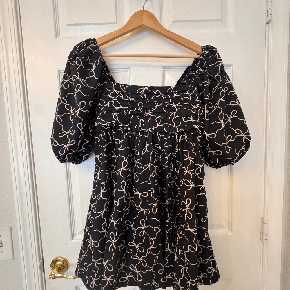 Abercrombie & Fitch Black Bowtie Puff Sleeve Dress